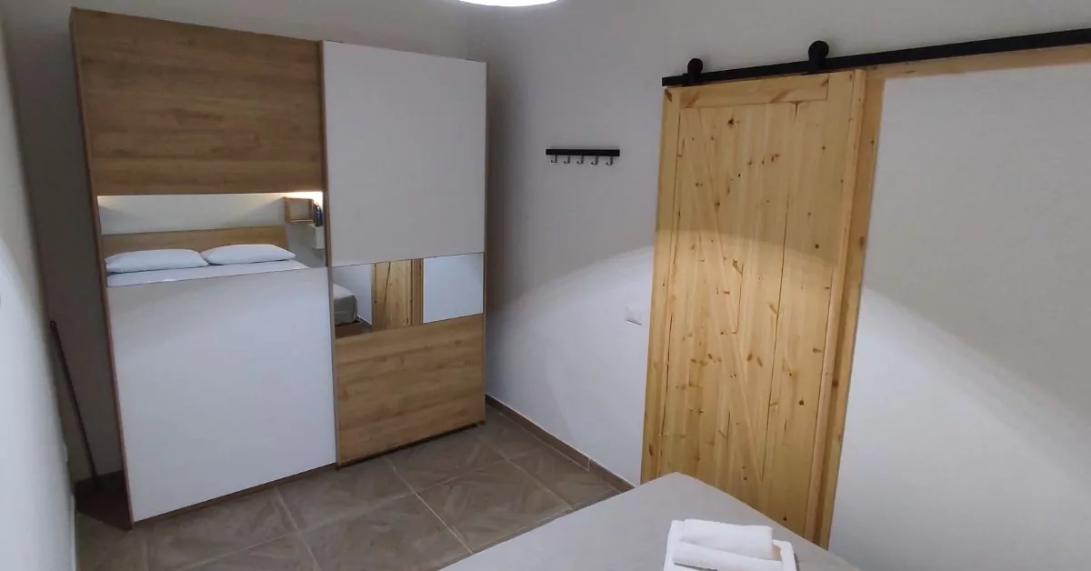 camera-da-letto-aspranthouse-armadio