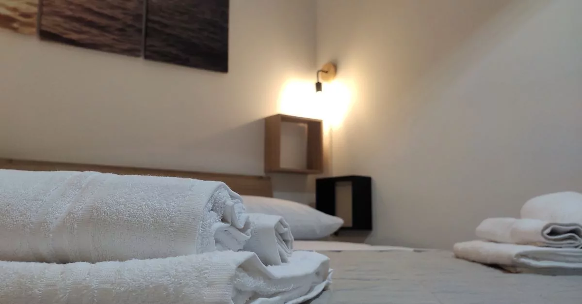 camera-letto-aspranthouse-tovaglie
